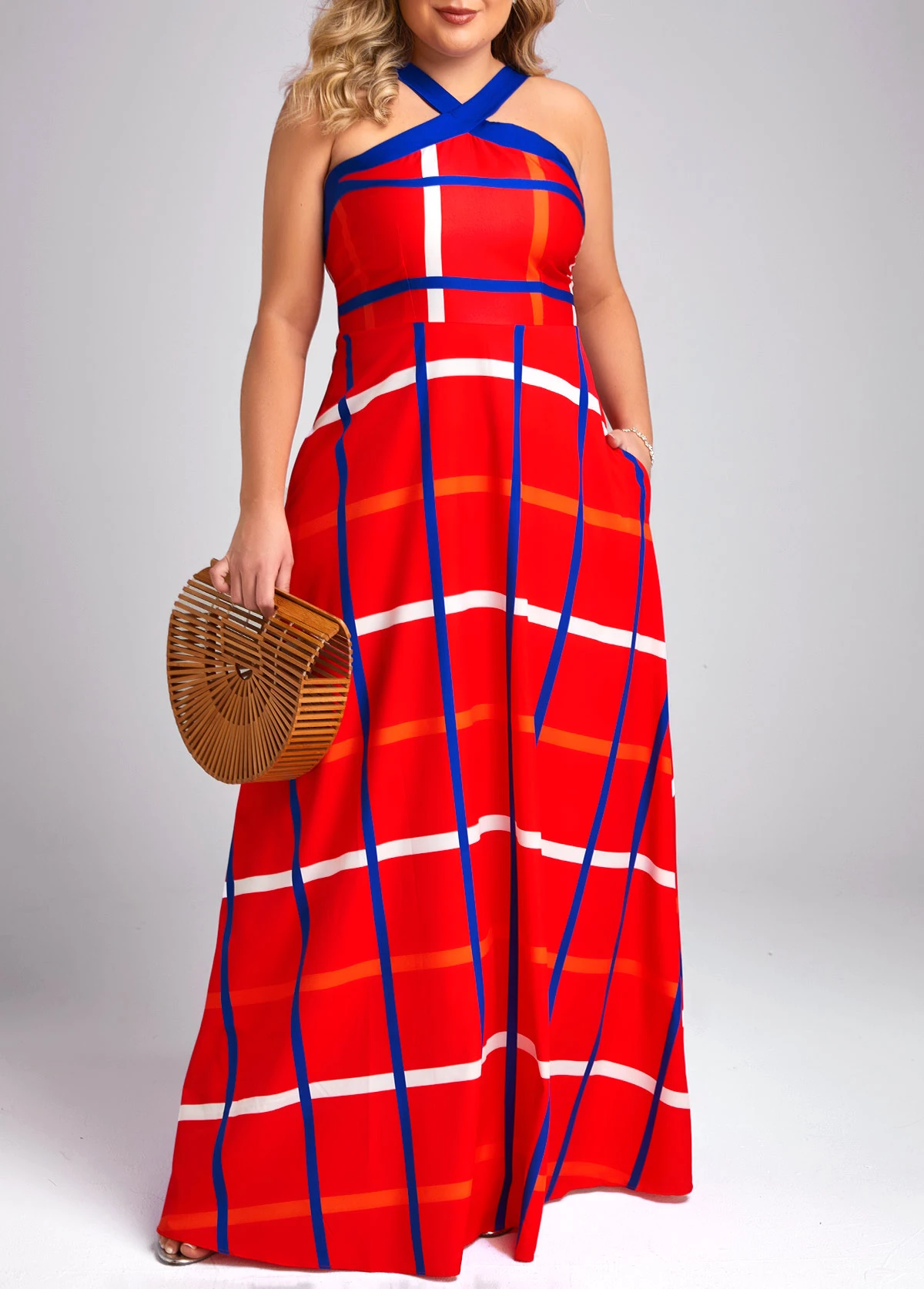 Red Pocket Plus Size Plaid Sleeveless Maxi Dress 3 Red Pocket Plus Size Plaid Sleeveless Maxi Dress - Image 3
