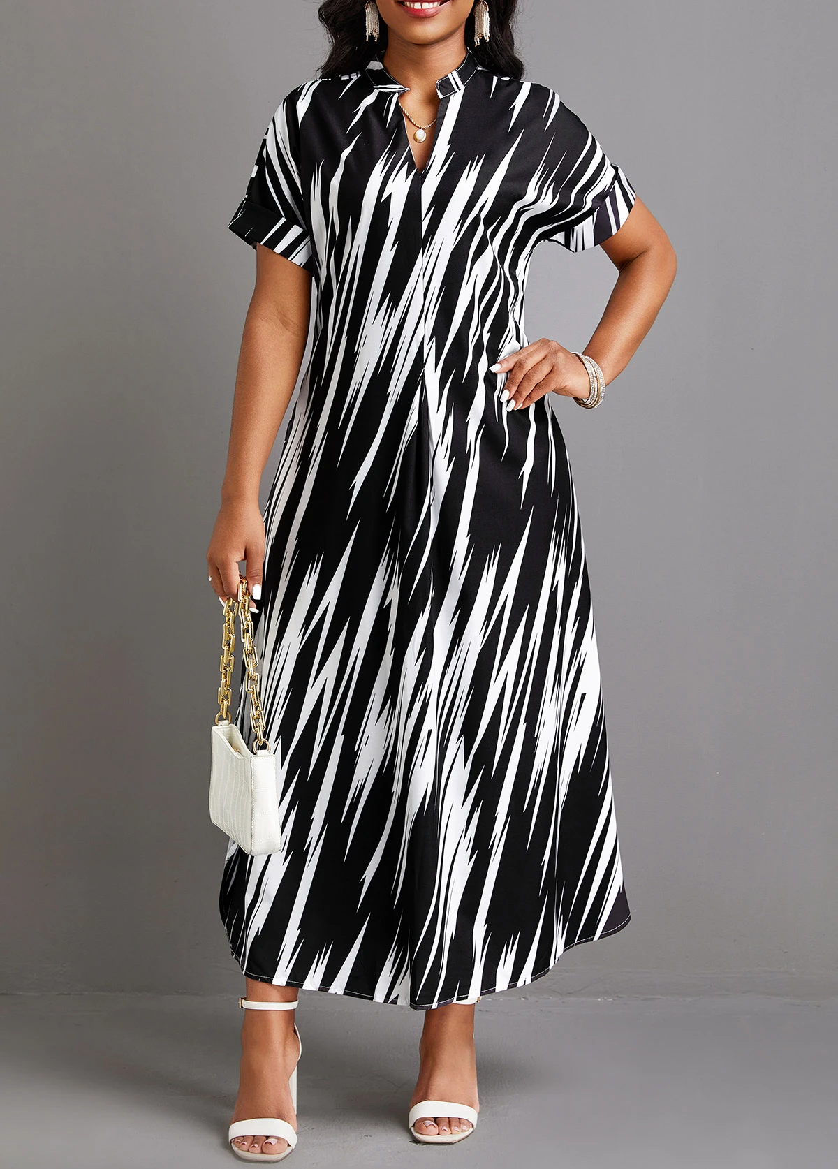 Black Split Geometric Print Shift Dress 4 Black Split Geometric Print Shift Dress - Image 4